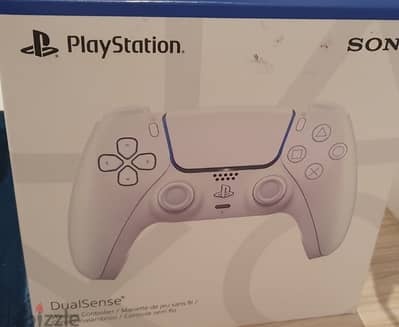 New. PS5 Controller Pearl White.