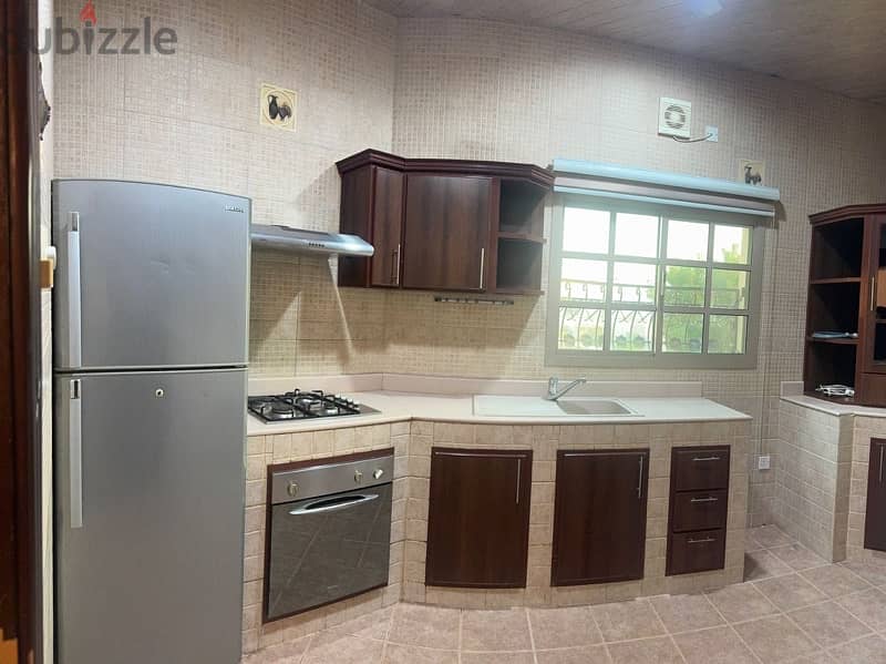 flat for rent seef area 5