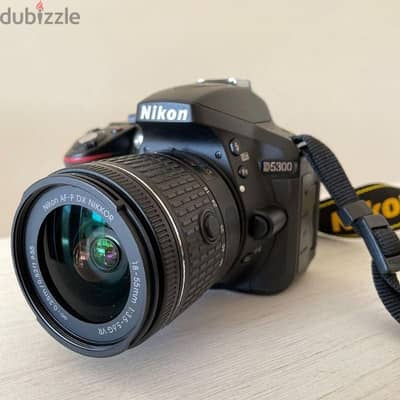 Nikon D5300 DSLR with Wi-Fi connection