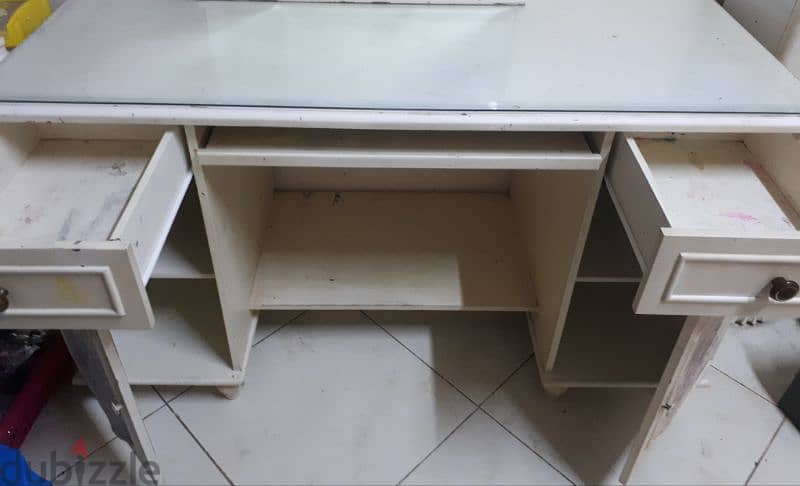 office table urgent for sale 4