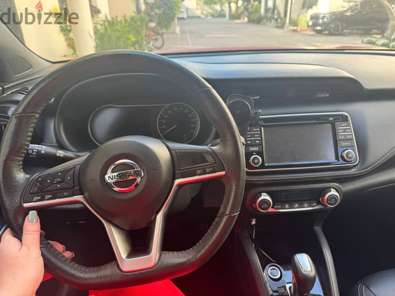 Nissan Kicks 2019 SR - Stylish, Reliable, and Well-Maintained 7