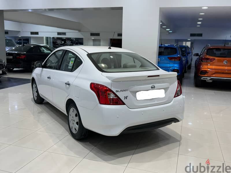 Nissan Sunny 2022 6