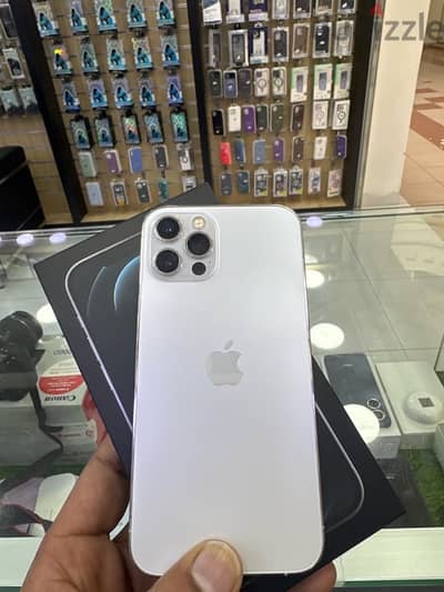 iPhone 12pro 256gb