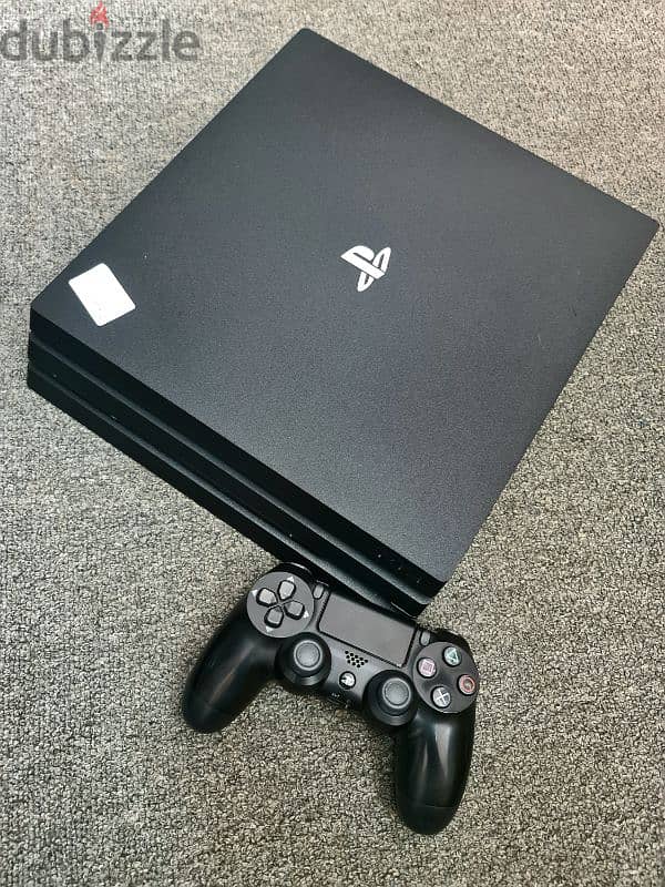 PlayStation 4 Pro 1TB 30 daa 0