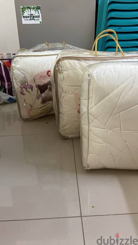 Comforter set - 3 items 2