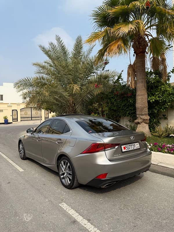 Lexus IS 300 2019 Bahrain agent 2