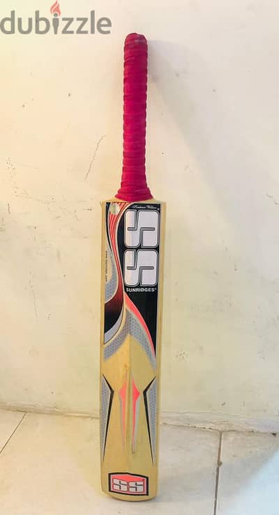 Cricket bat