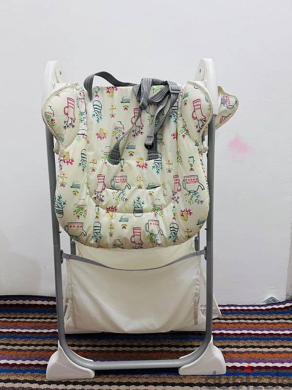 Joie Baby High Feeding Chair In Good Condition 8BD Only pick up Riffa 5