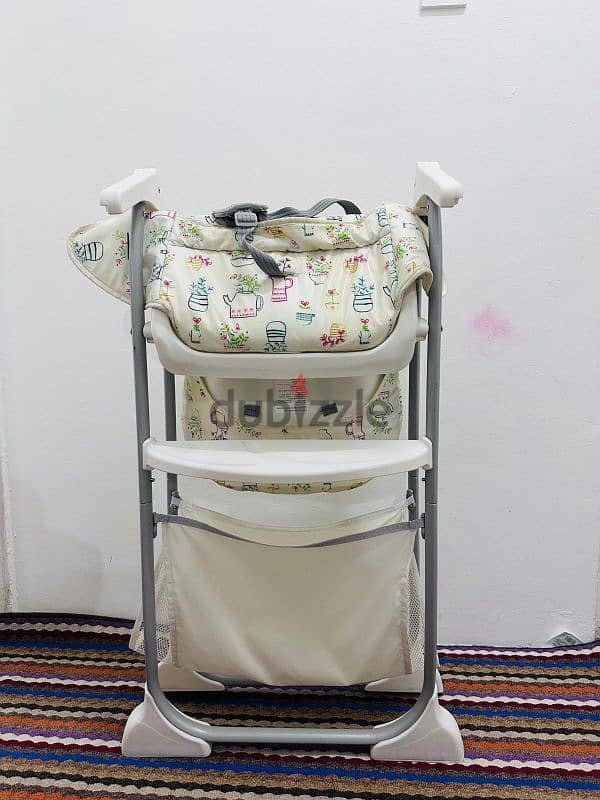 Joie Baby High Feeding Chair In Good Condition 8BD Only pick up Riffa 6