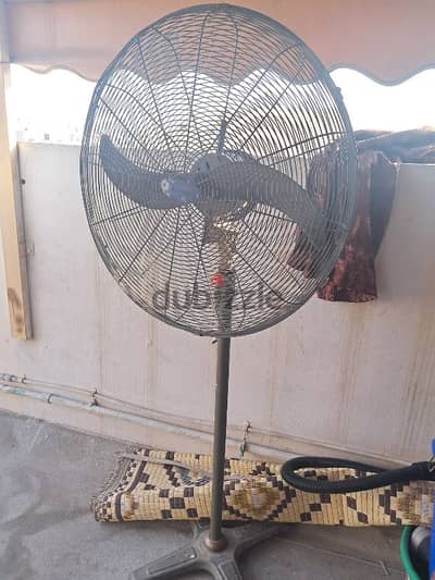 fan for sale only 10 bd