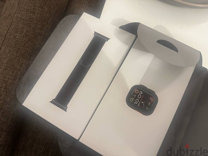 New Apple Watch Ultra 2 black - never used 10