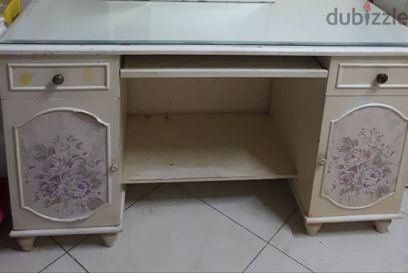 dressing table urgent for sale 4