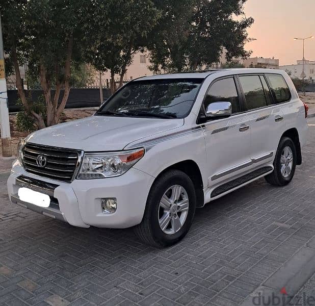 Toyota Land Cruiser 2014 1