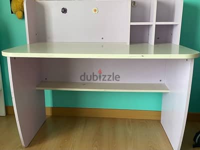 2 Children’s Desk