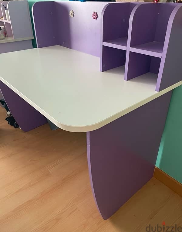 2 Children’s Desk 2