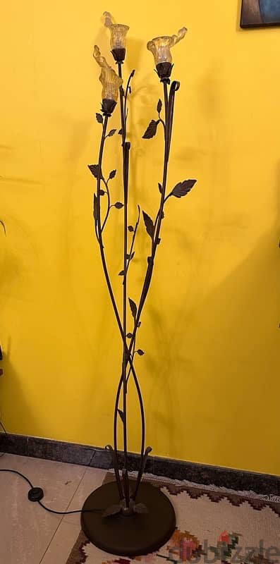 Floor Lamp with Floral decorations