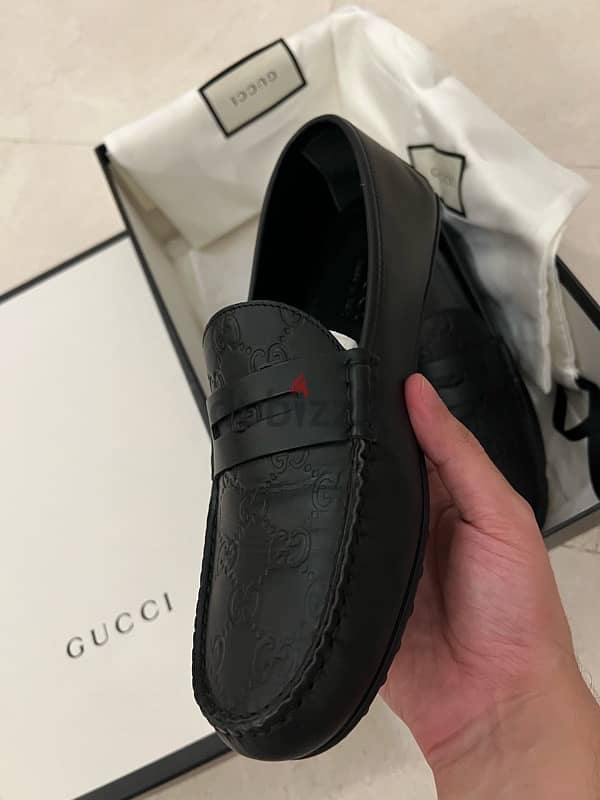 قوتشي مستعمل خفيف اسود  Gucci Shoes Black size 41 3