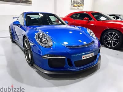 Porsche 911 GT3 2015  3.8L Flat Six 475 HP RWD 39000 km only