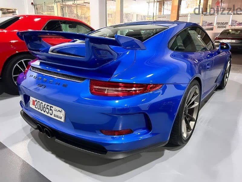 Porsche 911 GT3 2015  3.8L Flat Six 475 HP RWD 39000 km only 3