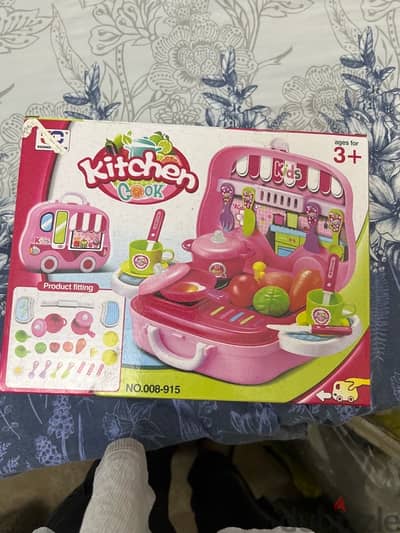 kids kitchen set toy