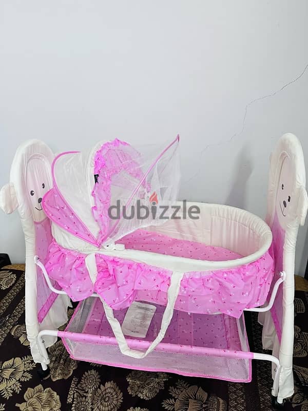 Brand New Baby Cradle With Swing, with Mosquito Net, Wheels With Lock 3