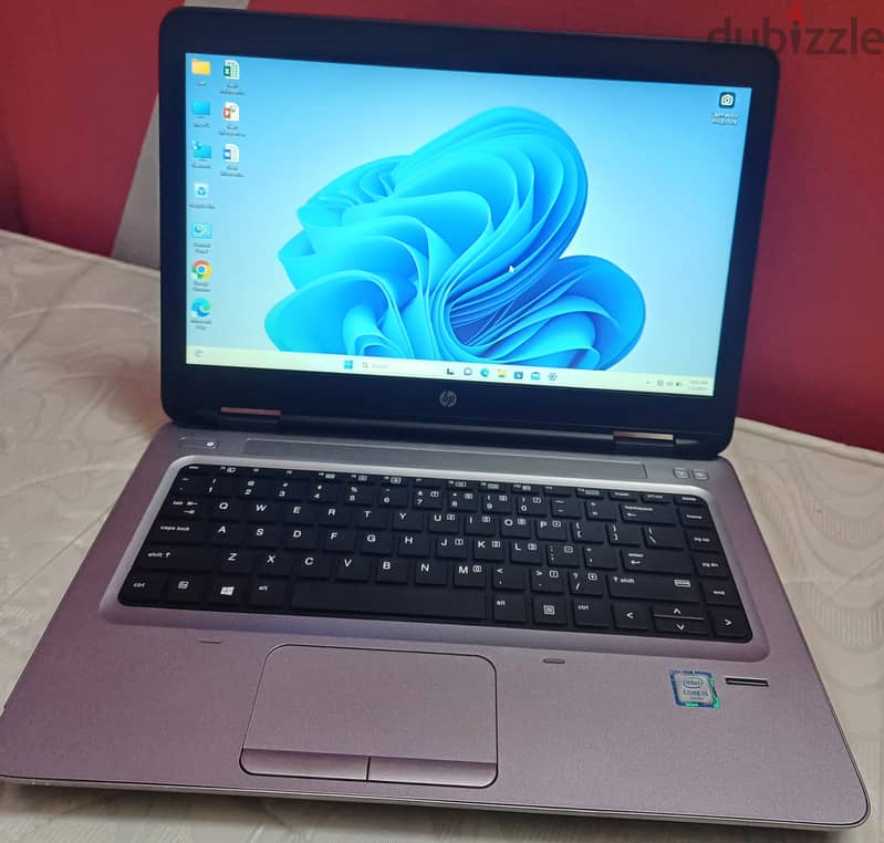 I am sale my laptop hp core i5 6th generation ram 8gb ssd 256 gb shar 2