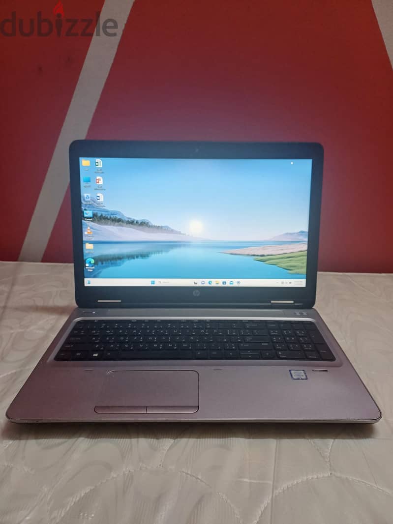 I am sale my laptop hp core i5 6th generation ram 8gb ssd 256 gb shar 5