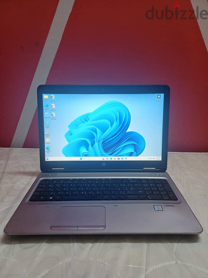 I am sale my laptop hp core i5 6th generation ram 8gb ssd 256 gb shar 6