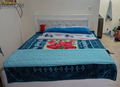 King Size Bed With Spring Mattress