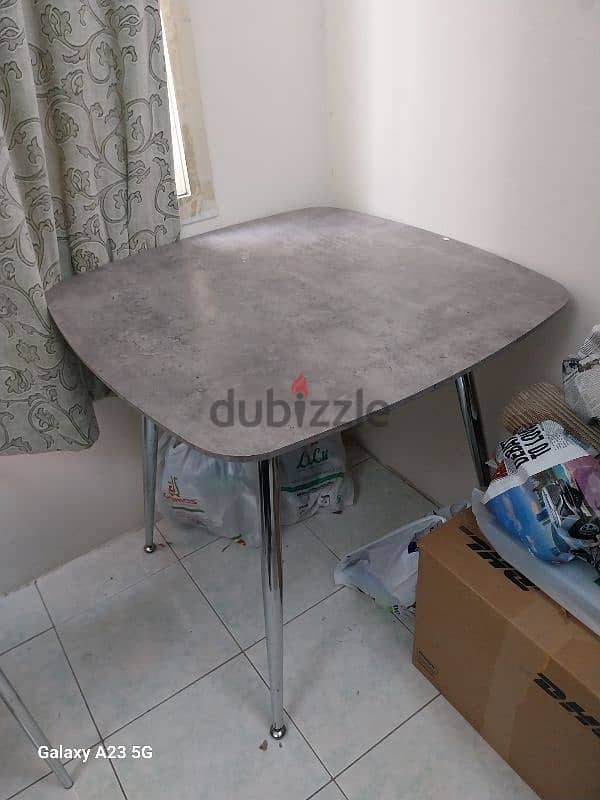 Dining Table and 2 chair 0