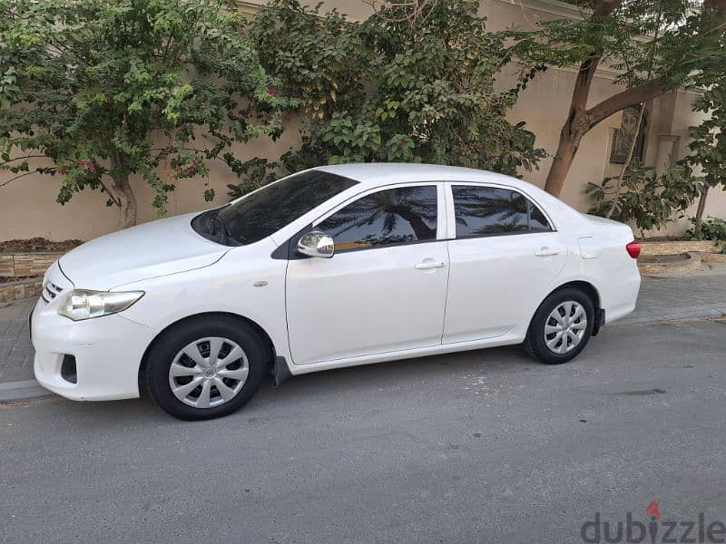 Toyota corolla 2012 engine size 1.6 excellent only 106km second owner 7