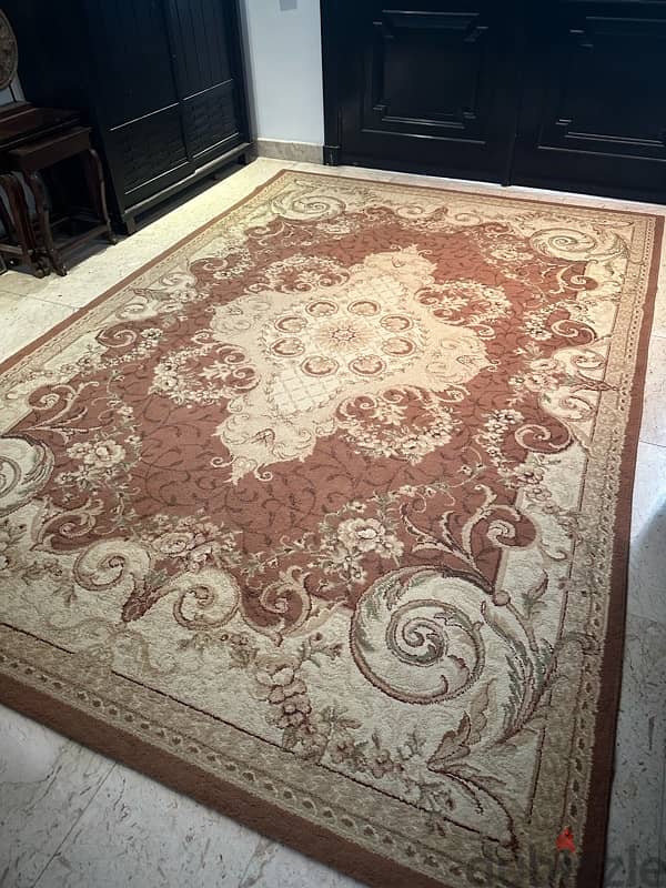 very good condition carpet 3