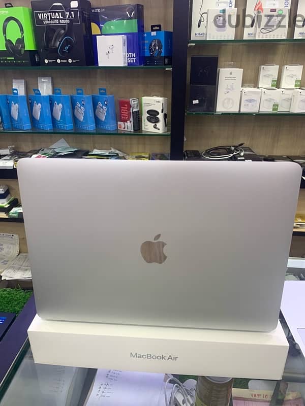 MacBook Air 2020 m1 256 gb 1