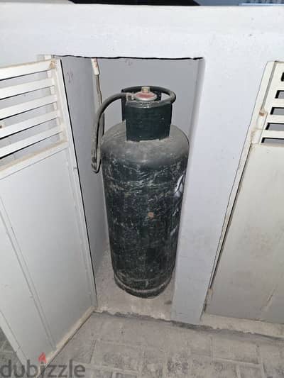 Bahr gas cylinder and stove