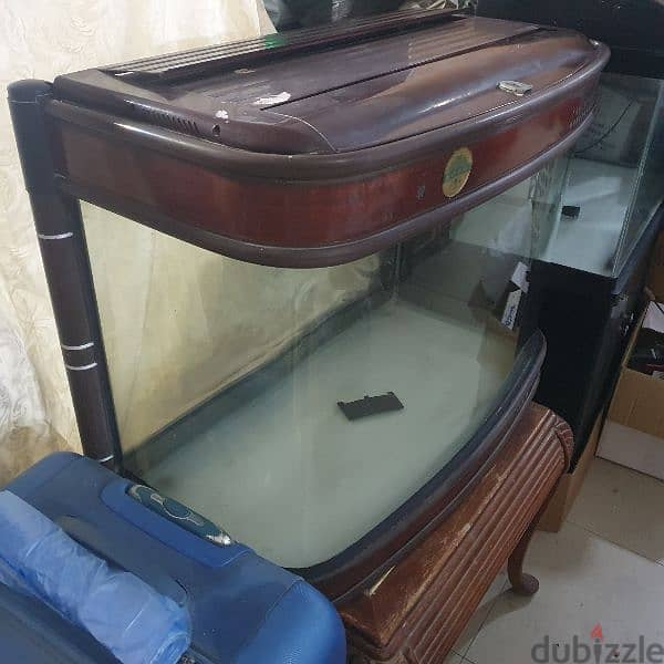 2 Aquariums for sale 1