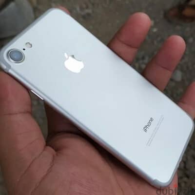 urgent sale iPhone 7