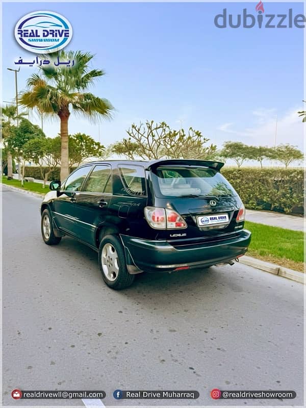 Lexus RX-Series 2002 8