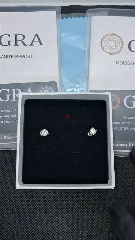 Moissanite Diamonds earrings حلقات الماسة المويسانايت (GRA CERTIFICATE 1