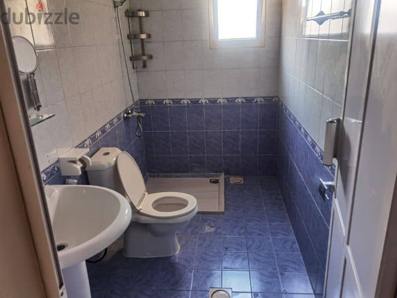 3bed rooms flat in A'Ali 4