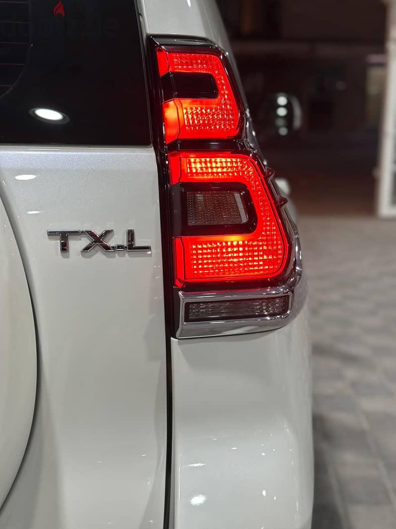 Toyota Prado 2018 TXL V6 12