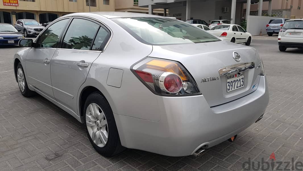 Nissan Altima 2012 - Urgent Sale ! 6