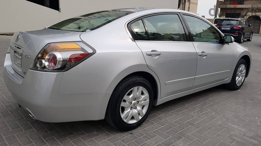 Nissan Altima 2012 - Urgent Sale ! 9