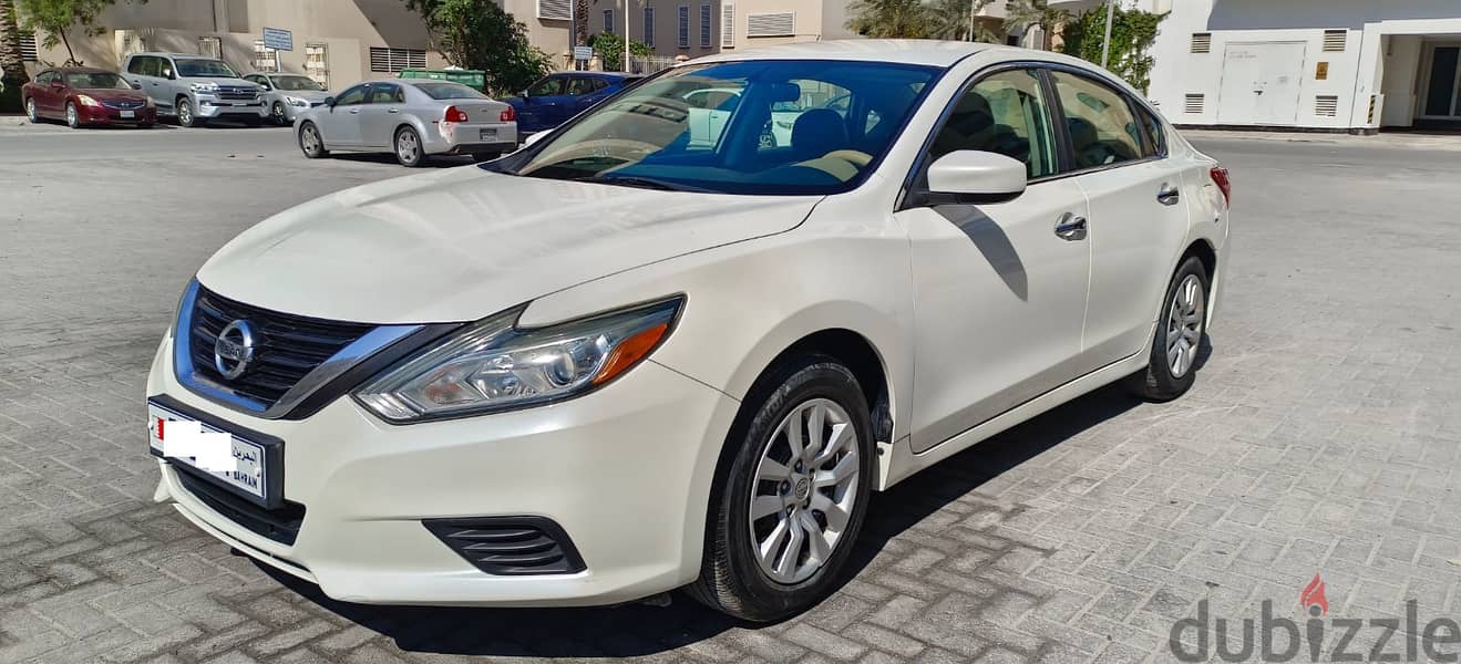 Nissan Altima 2017 - Urgent Sale ! 2