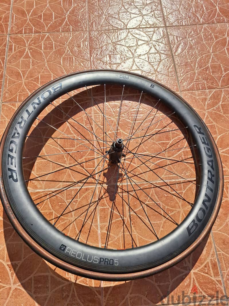 Carbon wheel bontrager 5