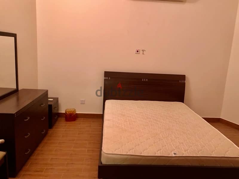 Convenience & Comfort: 2-Bedroom Furnished Apartment Near Al Hilal 0