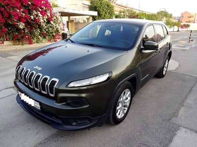 Jeep Cherokee 2015, 106000 Kms, GCC Specs, Metallic Green, 0 Accident