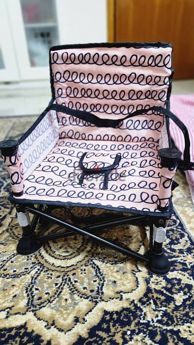 Baby's Foldable Booster Seat