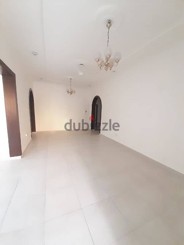 للايجار فيلا في سند villa for rent in Sanad 36677314 5