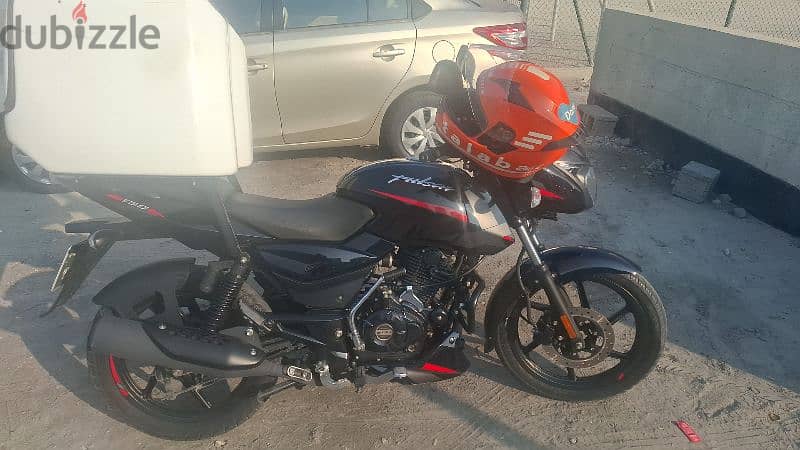 bajaj pulser 2023,for sale. . . . . 6months used still brand new 1