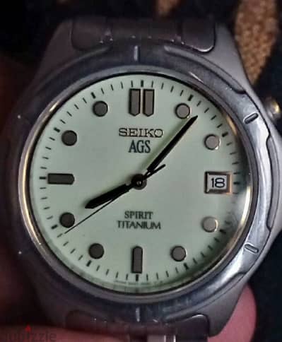 seiko AGS sipirt kinetic watch